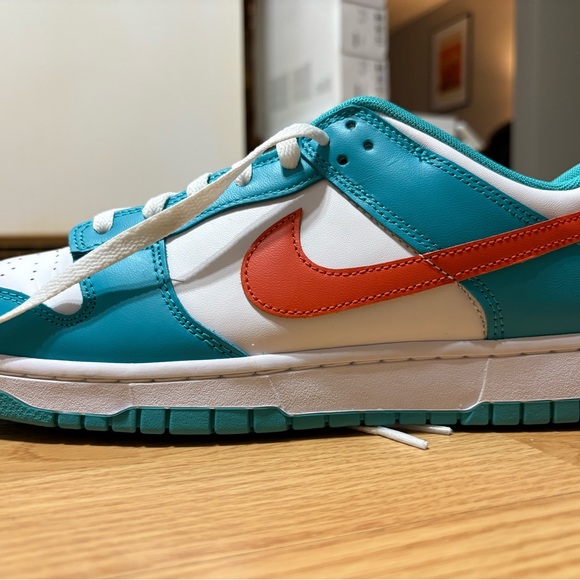 Nike Dunk Low Miami Dolphins - Picture 1 of 6